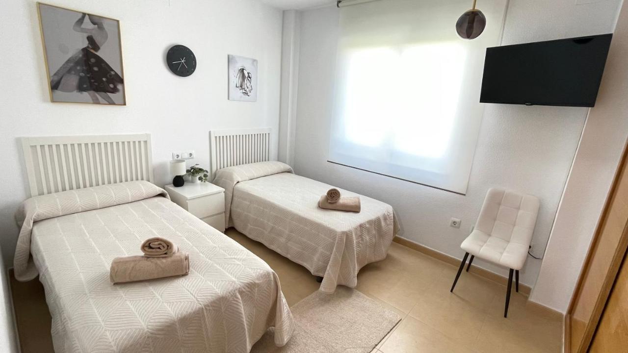 Apartamento En Resort De Golf Торе-Пачеко Екстериор снимка