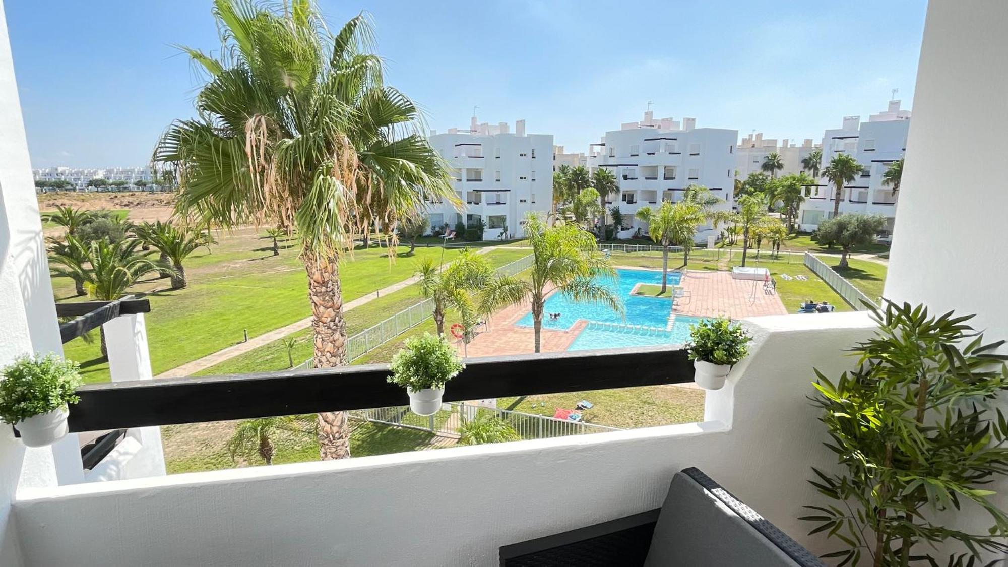 Apartamento En Resort De Golf Торе-Пачеко Екстериор снимка